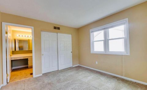 Tiny photo for 2721 Woodland Trail Drive, Columbus, OH 43231 (MLS # 225045395)