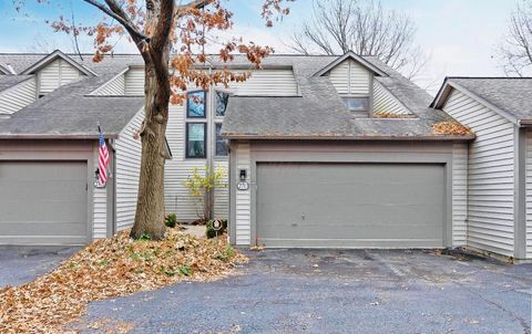 Tiny photo for 2721 Woodland Trail Drive, Columbus, OH 43231 (MLS # 225045395)