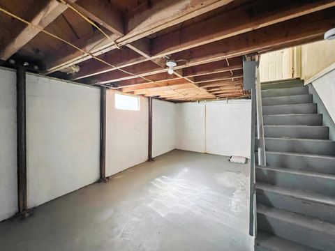 Tiny photo for 611 Whitethorne Avenue, Columbus, OH 43223 (MLS # 225037440)