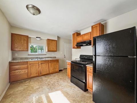Tiny photo for 611 Whitethorne Avenue, Columbus, OH 43223 (MLS # 225037440)