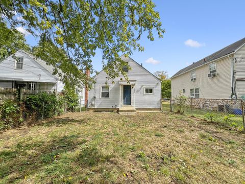 Tiny photo for 611 Whitethorne Avenue, Columbus, OH 43223 (MLS # 225037440)