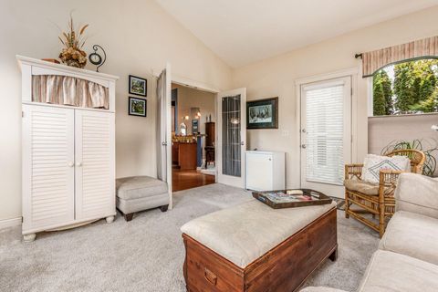 Tiny photo for 1401 Fergus Road, Grove City, OH 43123 (MLS # 225040455)