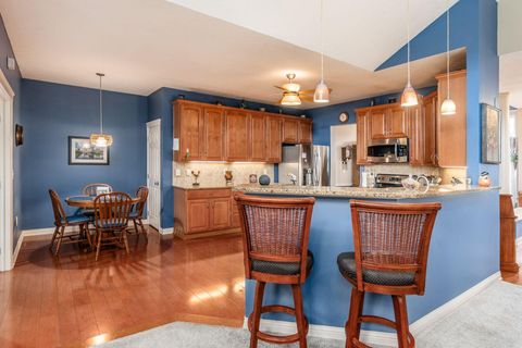 Tiny photo for 1401 Fergus Road, Grove City, OH 43123 (MLS # 225040455)