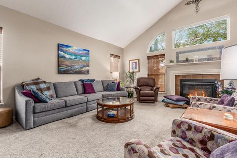 Tiny photo for 1401 Fergus Road, Grove City, OH 43123 (MLS # 225040455)