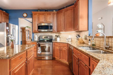 Tiny photo for 1401 Fergus Road, Grove City, OH 43123 (MLS # 225040455)