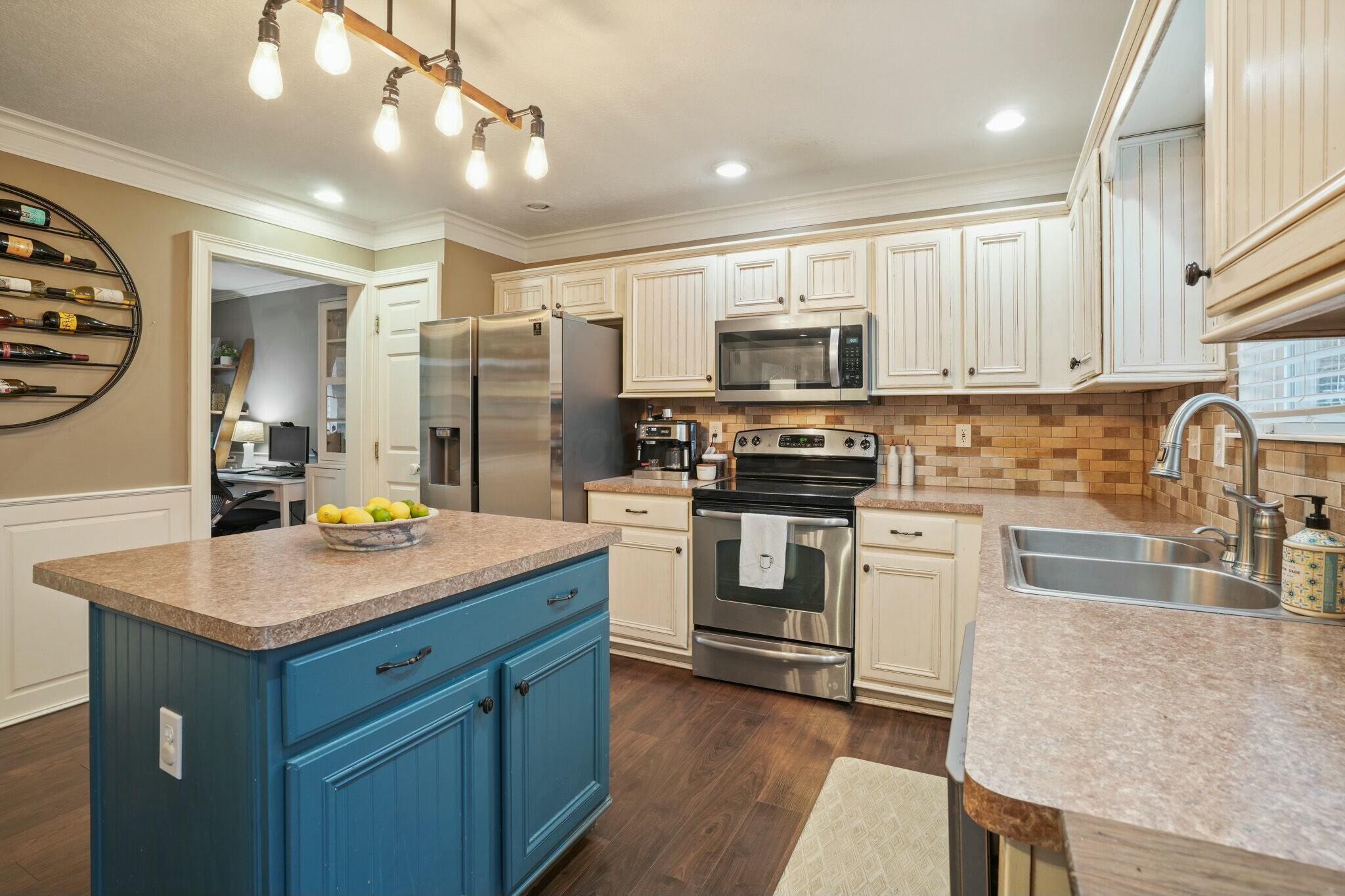 705 Stonewater Court, Delaware, Ohio image 20