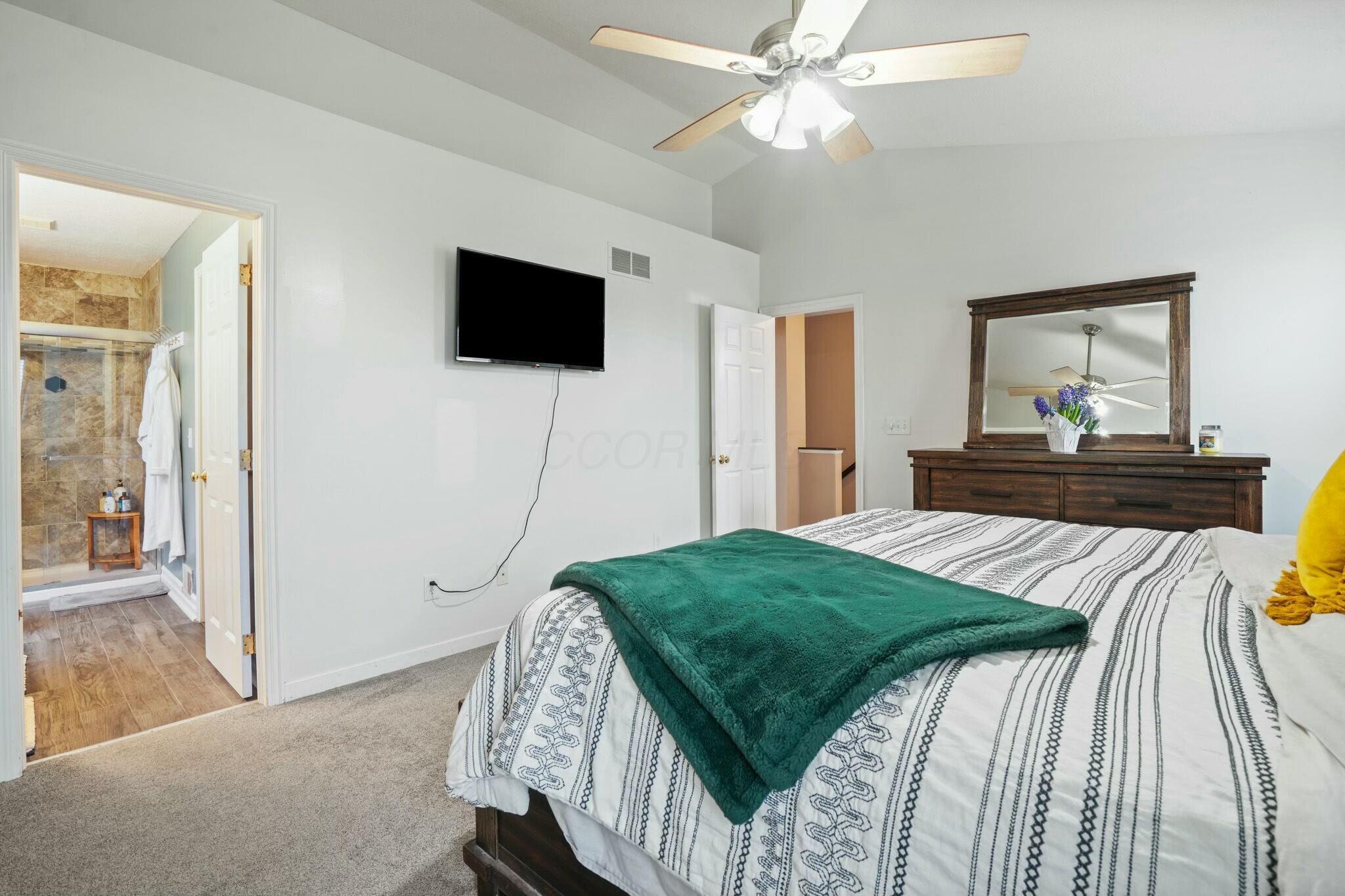 705 Stonewater Court, Delaware, Ohio image 33