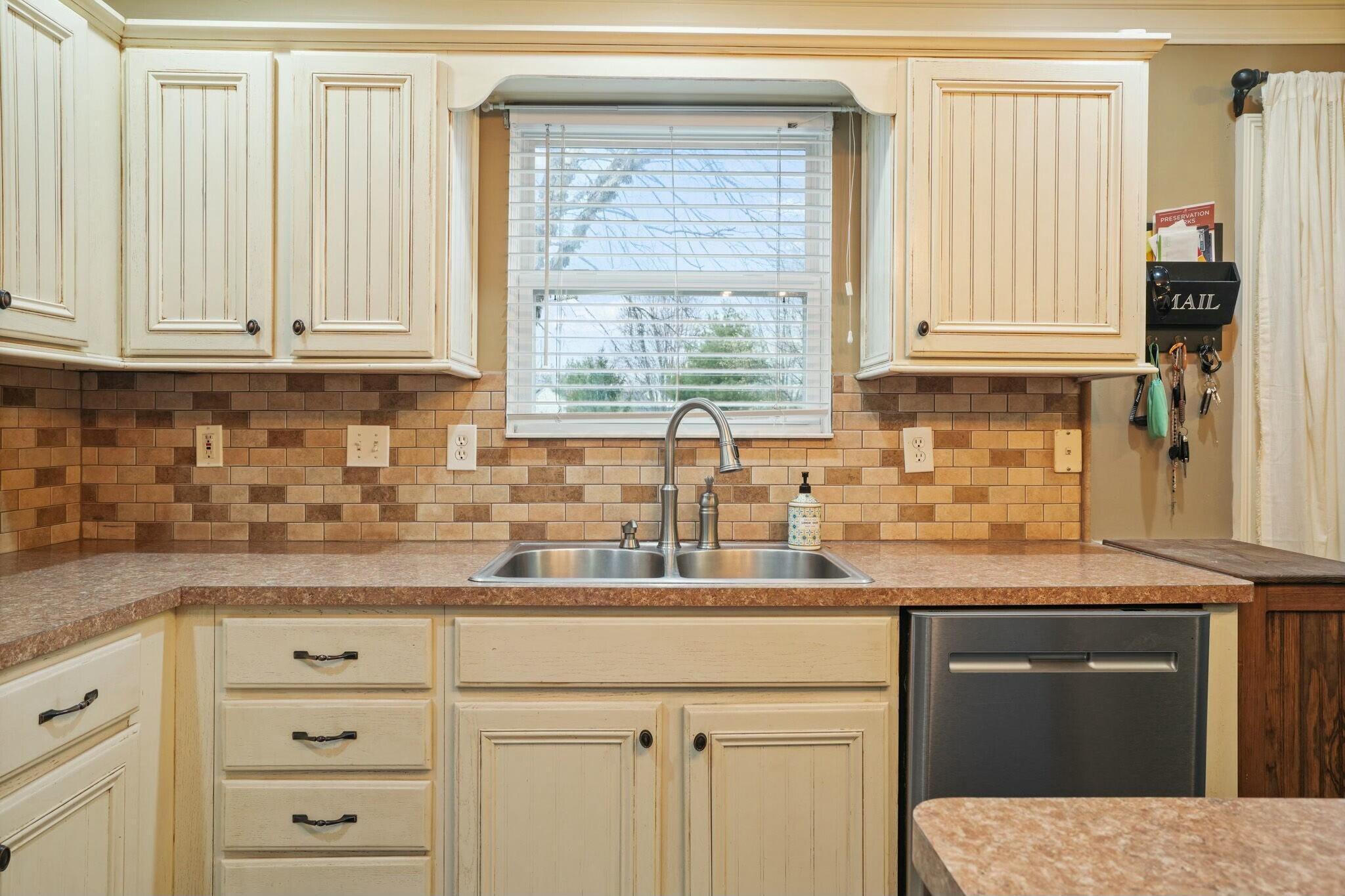 705 Stonewater Court, Delaware, Ohio image 18