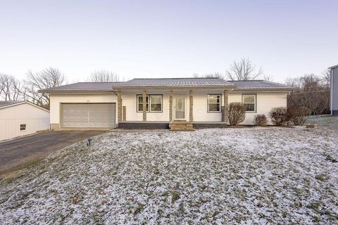 Photo of 23 Upland Terrace, Mount Vernon, OH 43050 (MLS # 225045677)