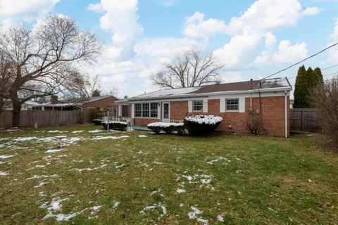 Tiny photo for 4160 Ruxton Lane, Columbus, OH 43220 (MLS # 225045390)