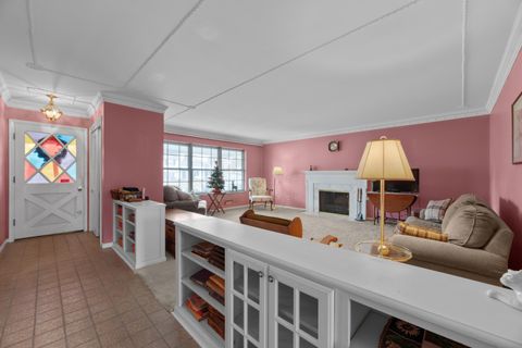 Tiny photo for 4160 Ruxton Lane, Columbus, OH 43220 (MLS # 225045390)