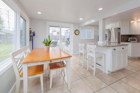 Tiny photo for 104 Sunnyside Drive, Athens, OH 45701 (MLS # 226005694)