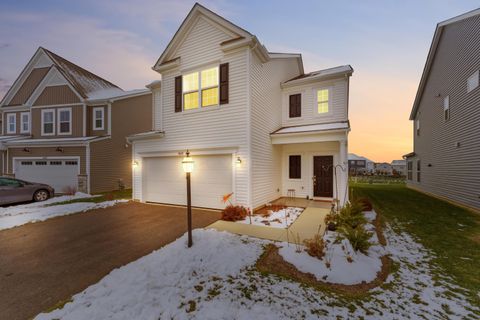 Photo of 1441 Aerotrain Court S, Plain City, OH 43064 (MLS # 225044484)