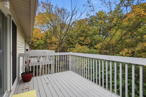 Tiny photo for 4466 White Leaf Way, Columbus, OH 43228 (MLS # 226039311)