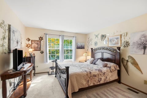 Tiny photo for 4466 White Leaf Way, Columbus, OH 43228 (MLS # 226039311)