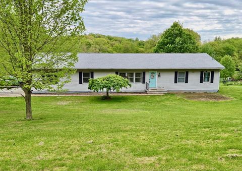 Photo of 8801 Somerset Road, Thornville, OH 43076 (MLS # 226018337)