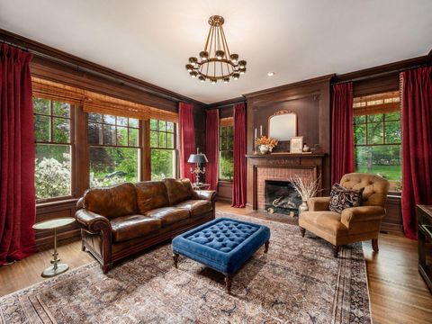 Tiny photo for 140 N Parkview Avenue, Bexley, OH 43209 (MLS # 226007351)