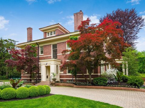 Tiny photo for 140 N Parkview Avenue, Bexley, OH 43209 (MLS # 226007351)