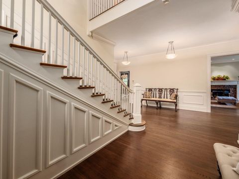 Tiny photo for 140 N Parkview Avenue, Bexley, OH 43209 (MLS # 226007351)