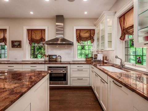 Tiny photo for 140 N Parkview Avenue, Bexley, OH 43209 (MLS # 226007351)