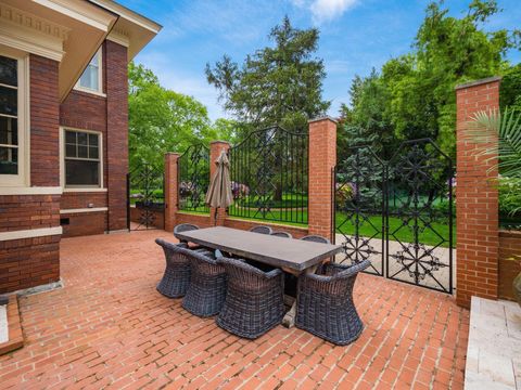 Tiny photo for 140 N Parkview Avenue, Bexley, OH 43209 (MLS # 226007351)