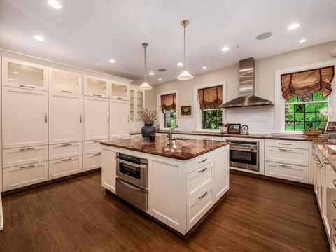 Tiny photo for 140 N Parkview Avenue, Bexley, OH 43209 (MLS # 226007351)