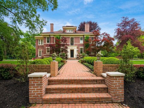 Tiny photo for 140 N Parkview Avenue, Bexley, OH 43209 (MLS # 226007351)