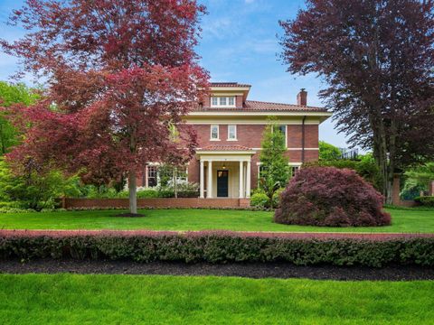 Tiny photo for 140 N Parkview Avenue, Bexley, OH 43209 (MLS # 226007351)