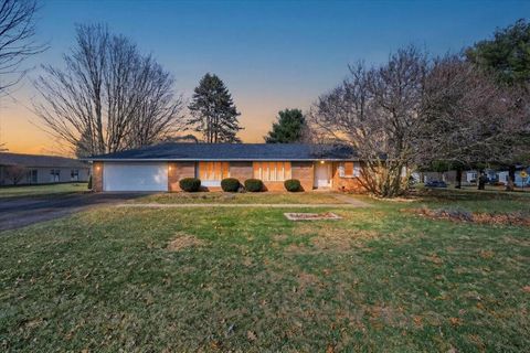 Homes For Sale - 1033 Everview Drive<br/> Mount Vernon, OH 43050