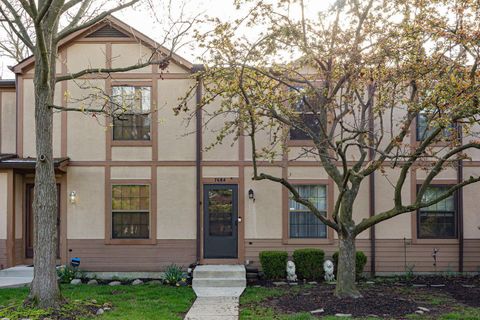 7684 Alta View Boulevard Unit 108, Columbus, OH 43085 - #: 225011243