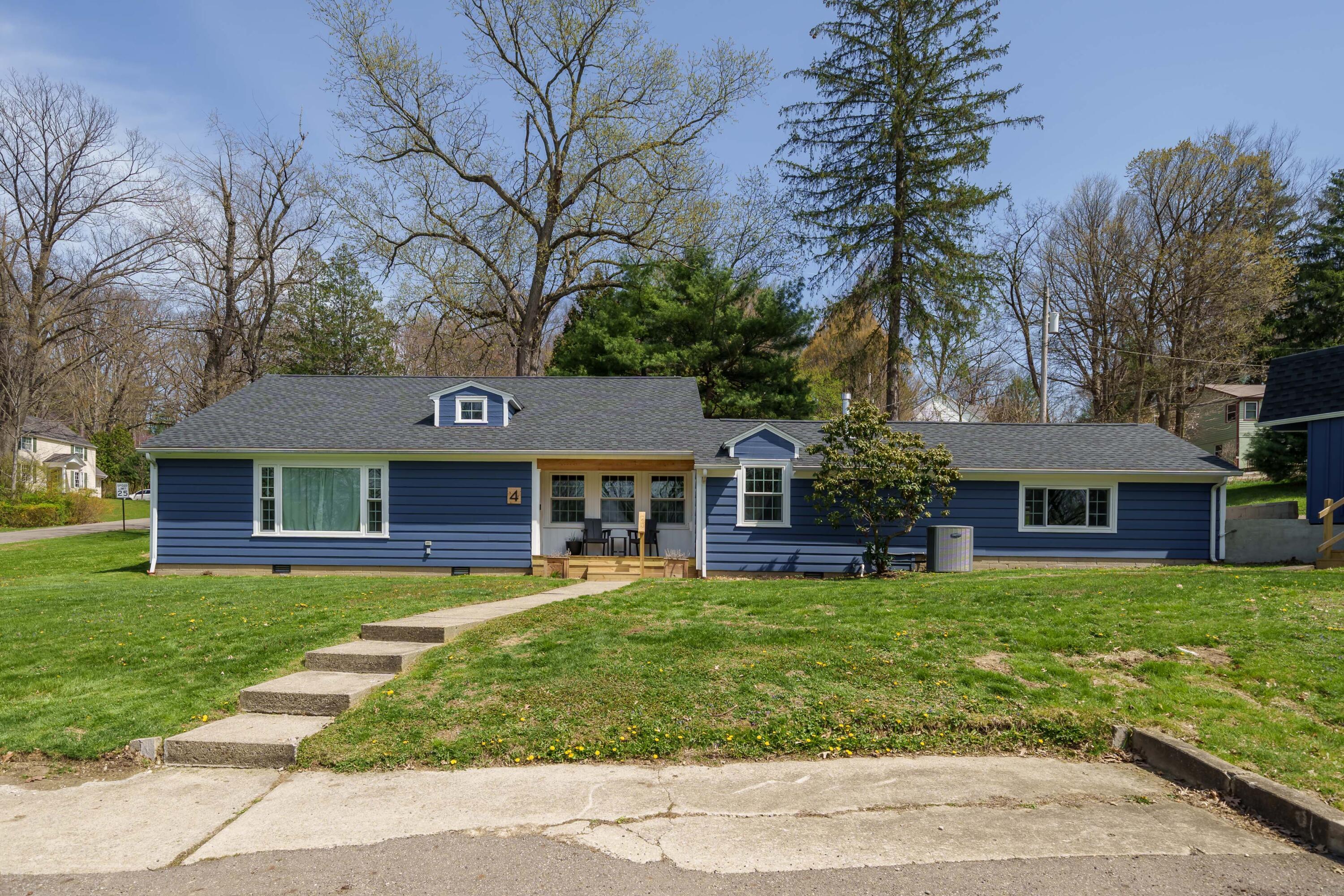 4 N Edgewood Road, Mount Vernon, Ohio image 2
