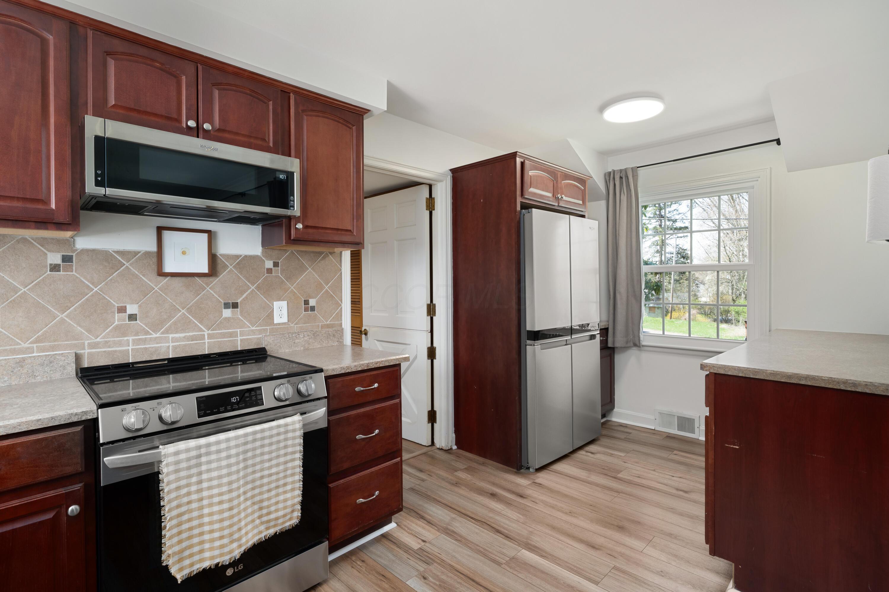 4 N Edgewood Road, Mount Vernon, Ohio image 18