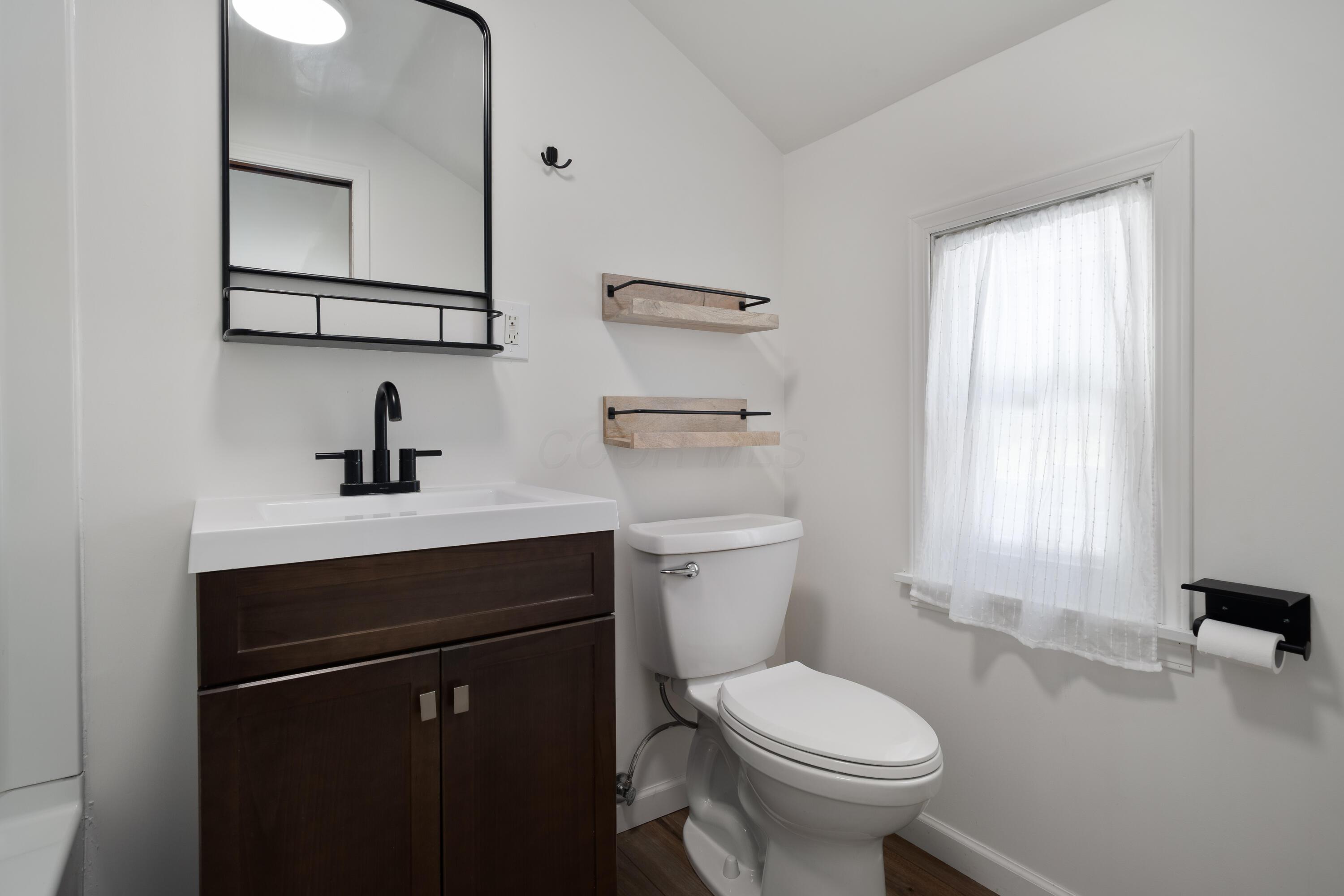 4 N Edgewood Road, Mount Vernon, Ohio image 23