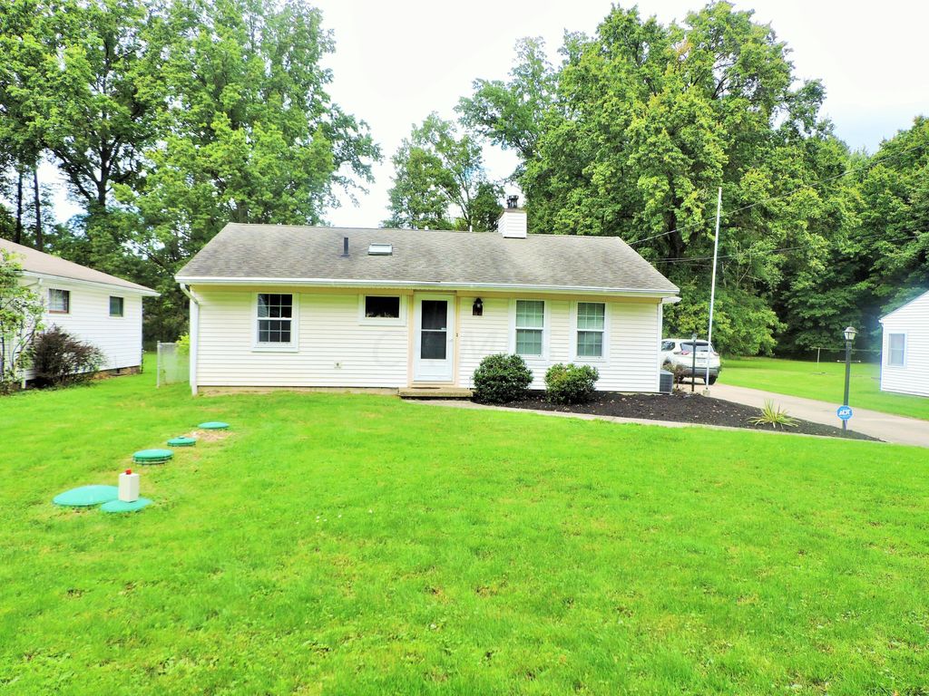 251 Miller Court, Elyria, OH 44035, MLS 222034339 Howard Hanna