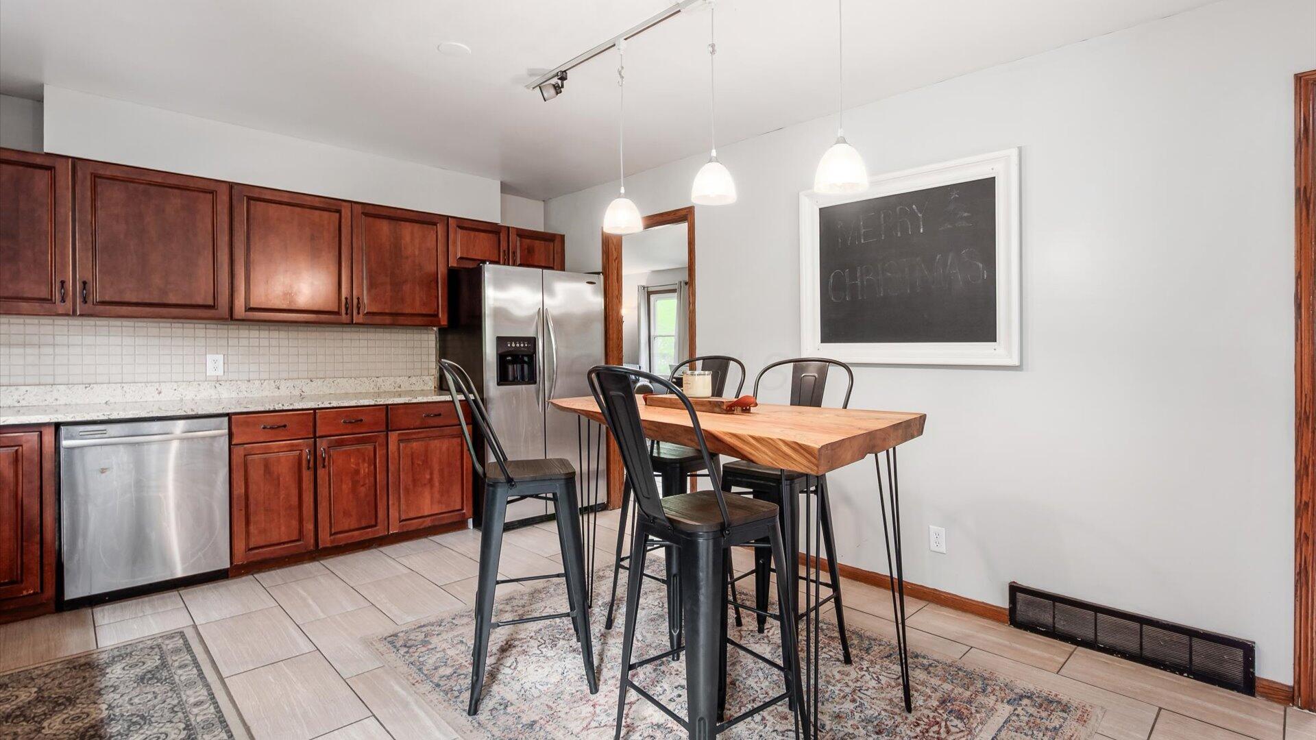 1314 N Howell Drive, Newark, Ohio image 8