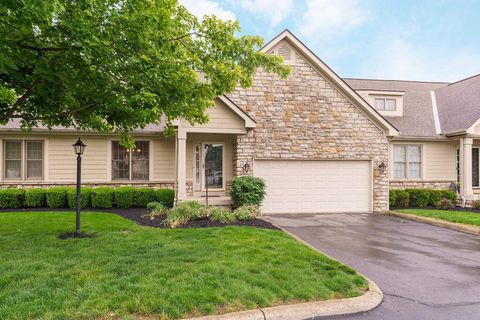 Photo of 7943 Linksview Circle, Westerville, OH 43082 (MLS # 226018325)