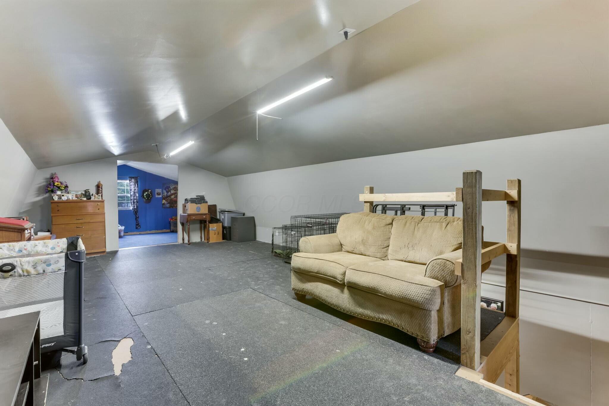 23999 Moore Road, New Plymouth, Ohio image 33