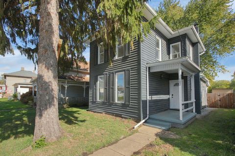 Photo of 142 S 2nd Street, Newark, OH 43055 (MLS # 225039700)