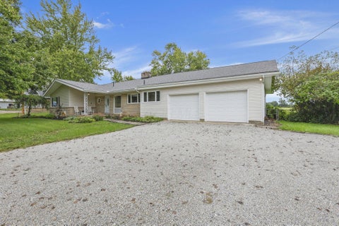 Tiny photo for 226 Hansberger Avenue, Baltimore, OH 43105 (MLS # 226036522)