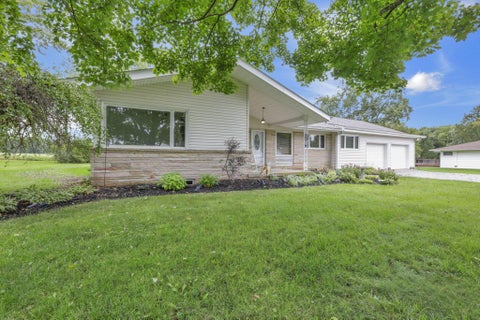 Tiny photo for 226 Hansberger Avenue, Baltimore, OH 43105 (MLS # 226036522)