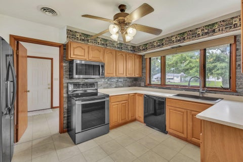 Tiny photo for 226 Hansberger Avenue, Baltimore, OH 43105 (MLS # 226036522)