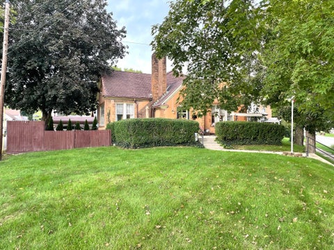 Photo of 133 Zanesville Avenue, Logan, OH 43138 (MLS # 226035909)