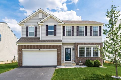 Photo of 5340 Folsom Drive, Groveport, OH 43125 (MLS # 226014335)