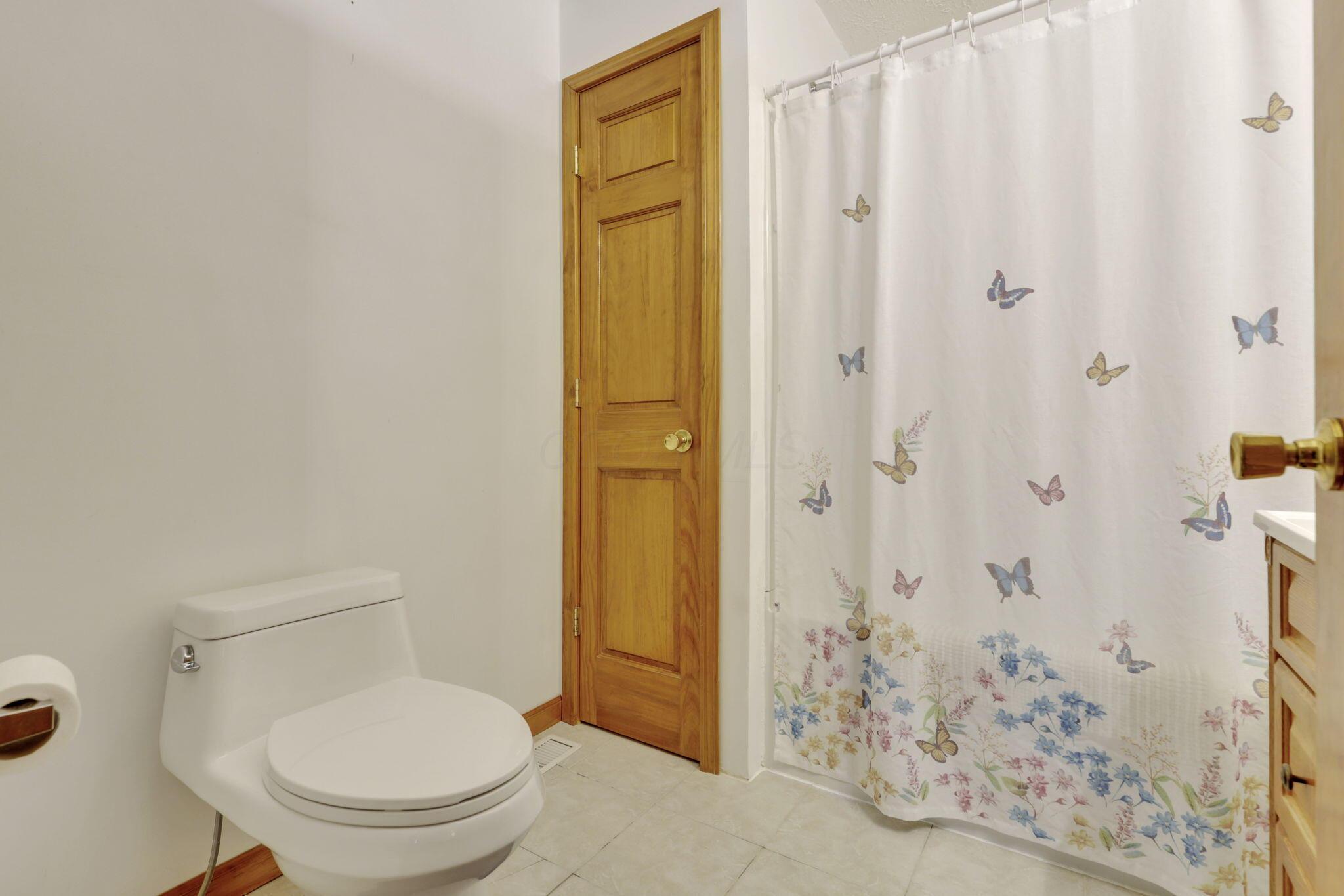 1703 Cedar Hill Road, Lancaster, Ohio image 23