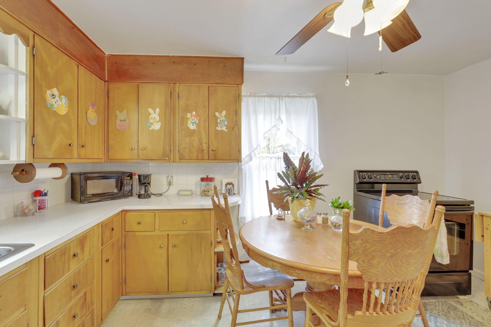 1703 Cedar Hill Road, Lancaster, Ohio image 22