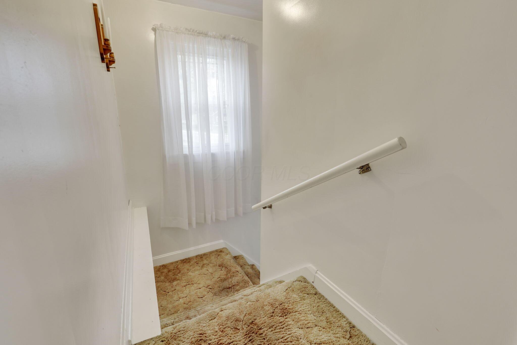 1703 Cedar Hill Road, Lancaster, Ohio image 33
