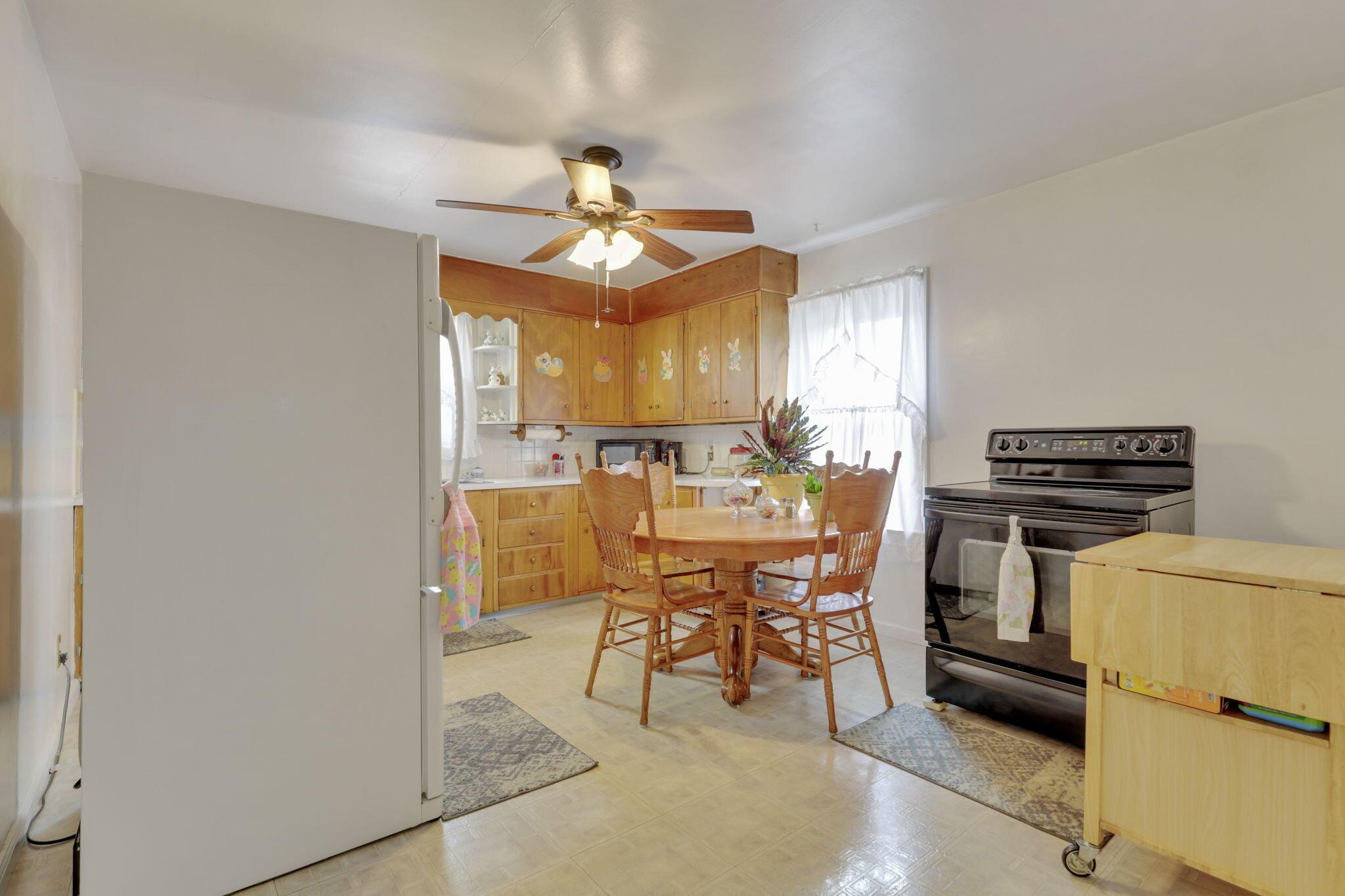 1703 Cedar Hill Road, Lancaster, Ohio image 17