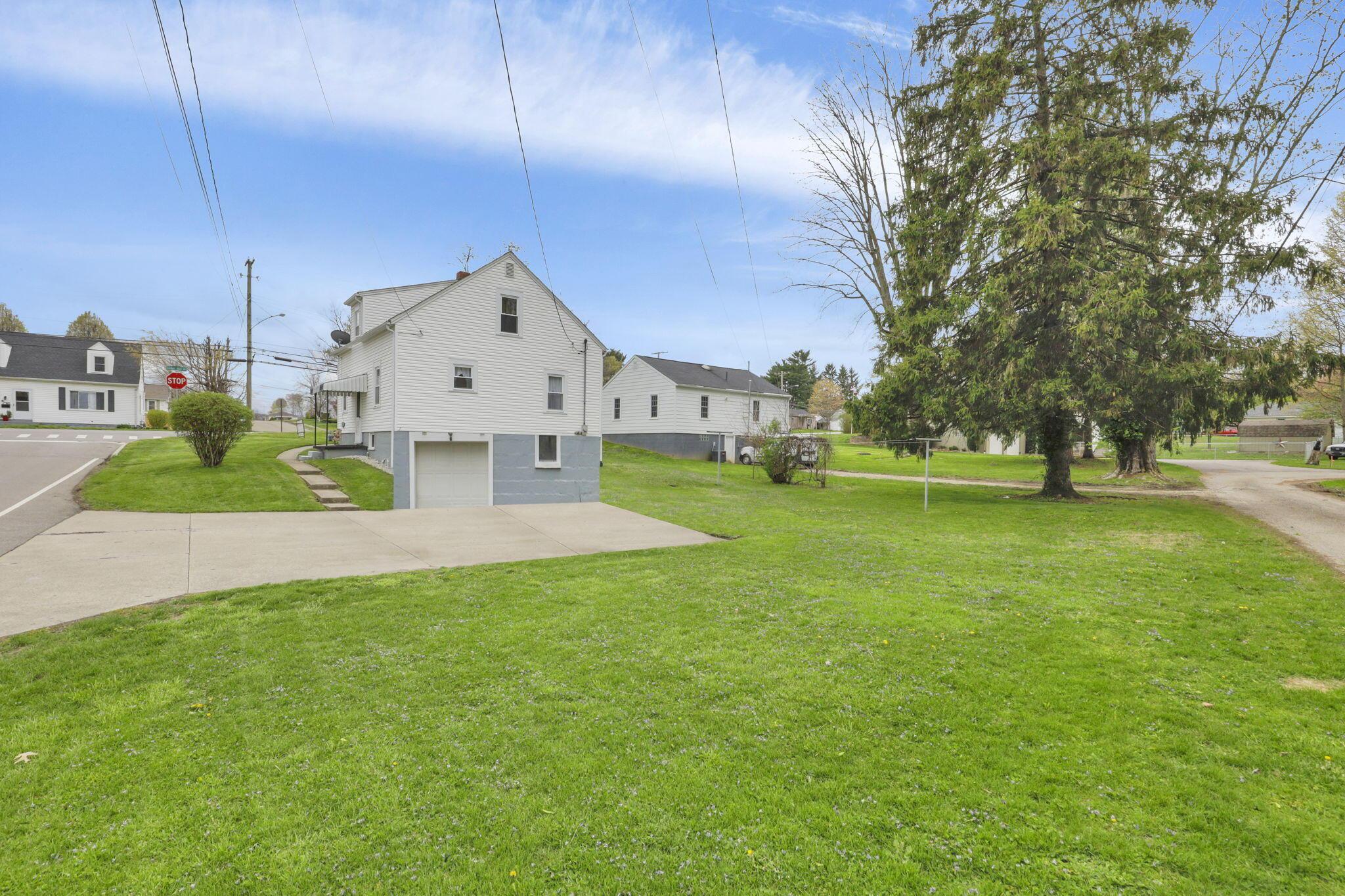 1703 Cedar Hill Road, Lancaster, Ohio image 10