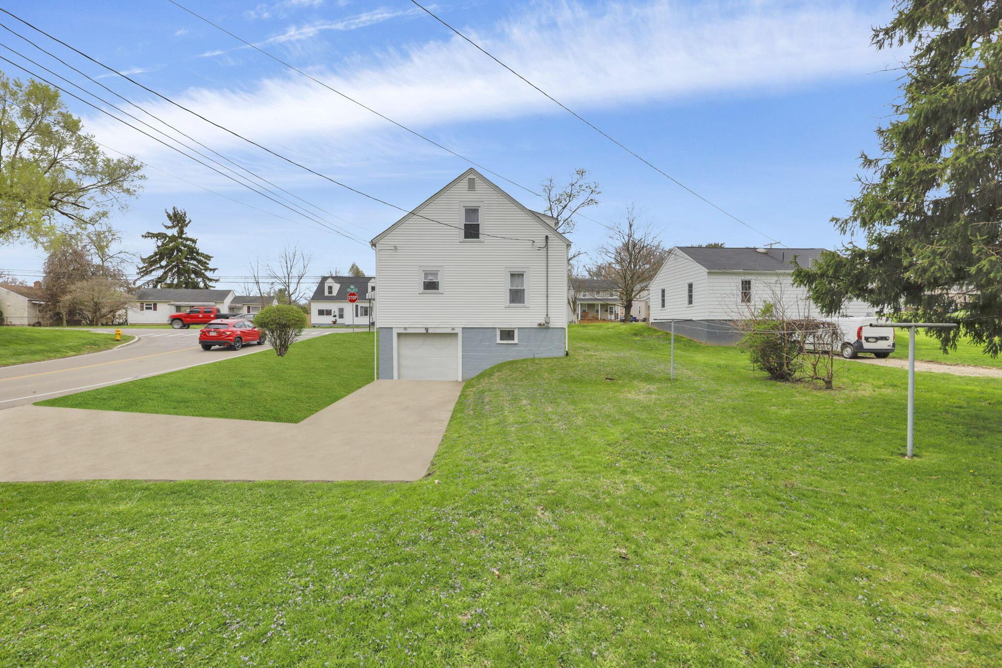 1703 Cedar Hill Road, Lancaster, Ohio image 11