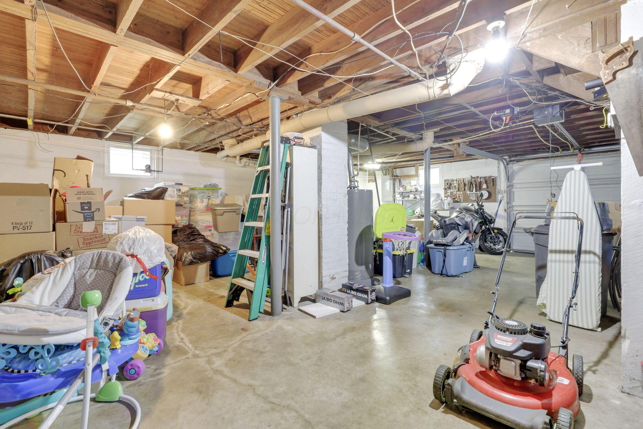 1703 Cedar Hill Road, Lancaster, Ohio image 34